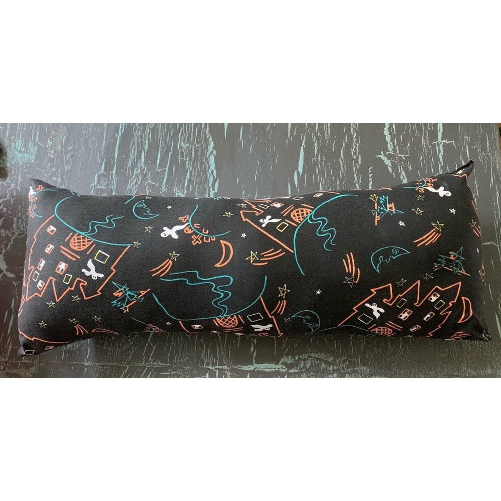 Halloween decor pillow - overstuffed throw cushion - haunted house - ghost